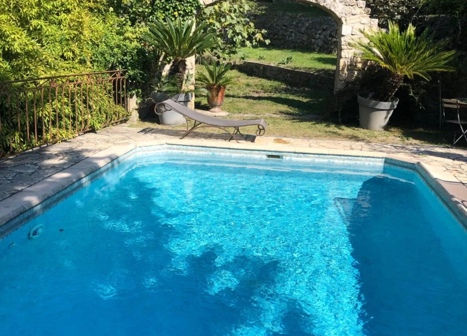 La Tuilerie Du Riou Bed & Breakfast Grasse