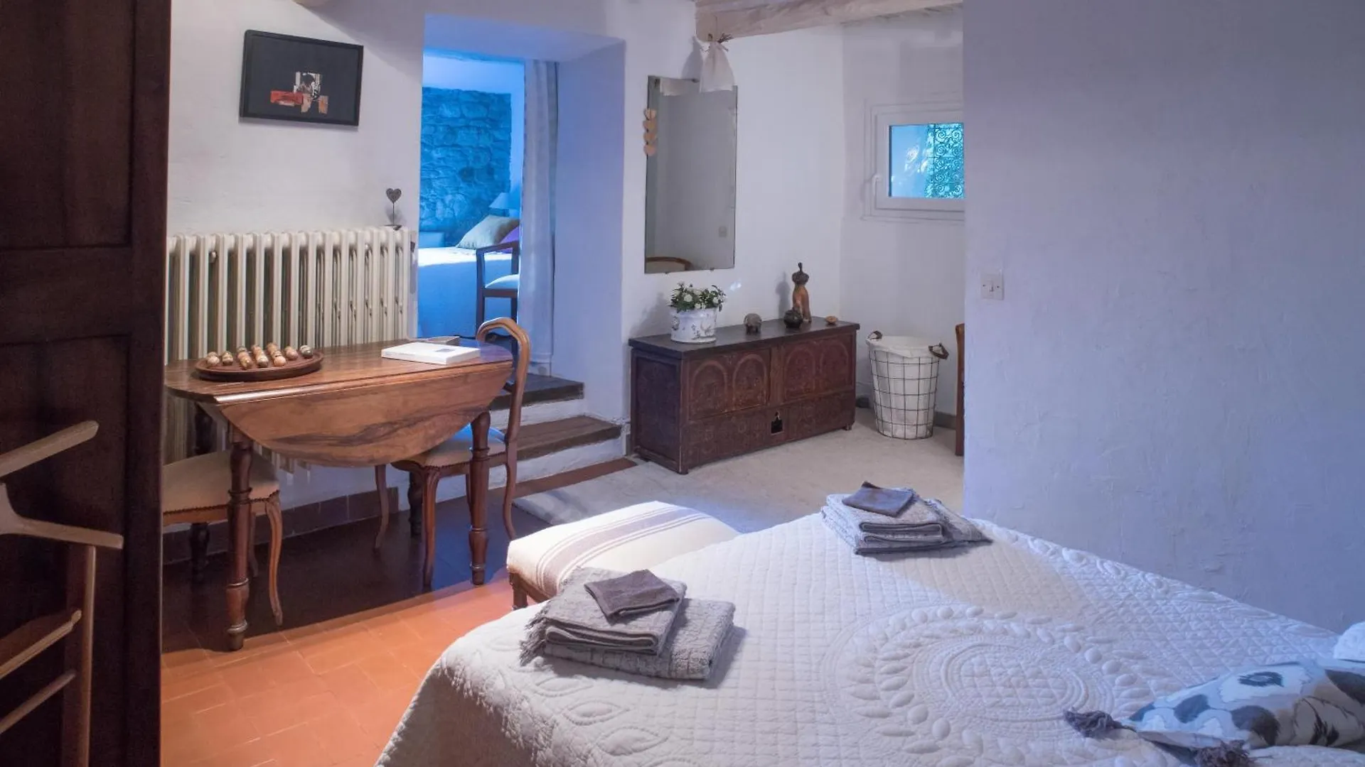 La Tuilerie Du Riou Bed & Breakfast Grasse 0*,